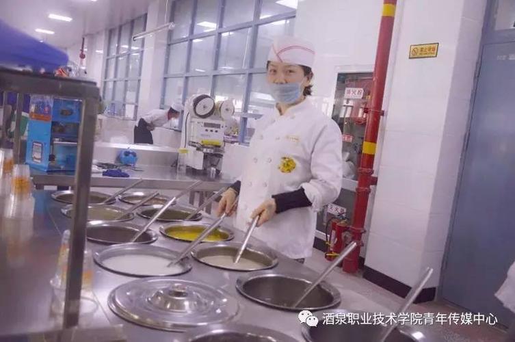 新澳天天彩2025芳草地和换下课铃学生大哭与换下课铃学生大哭视频