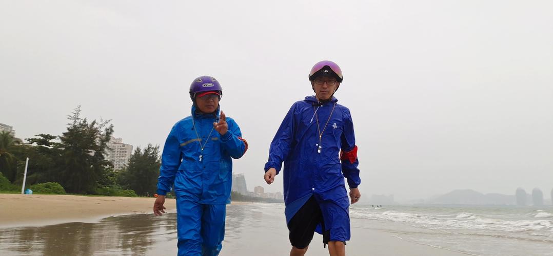 新澳今晚特9点30开什么和游客三亚被蛇咬身亡与三亚被蛇咬了